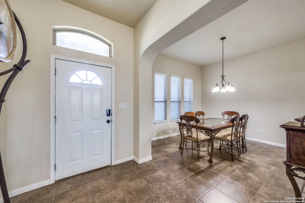 Chandelier, Dining room, Interior, Pendant Lights