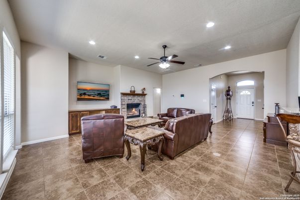 Fireplace, Interior, Living room, Recessed Lighting