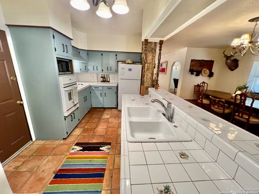 Dining room, Interior, Kitchen, Tile Countertops