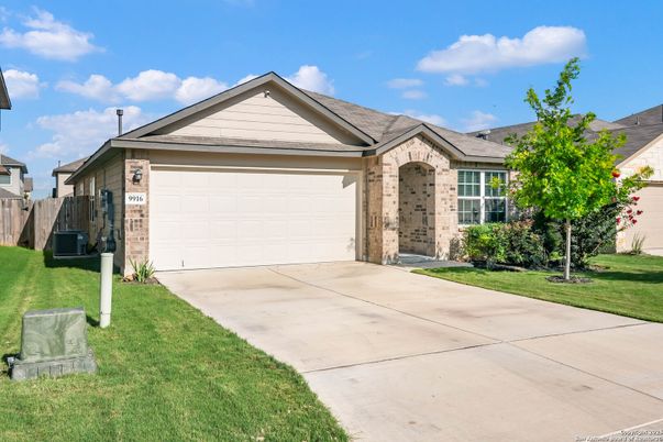 Attached, Exterior, Facade, Brick Facade, Ranch