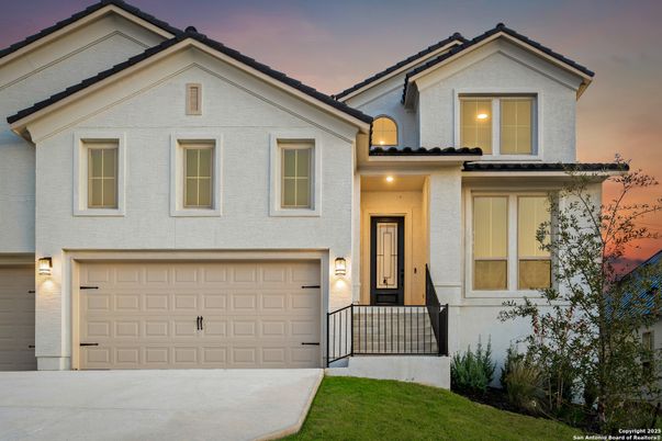 Attached, Exterior, Facade, Mediterranean