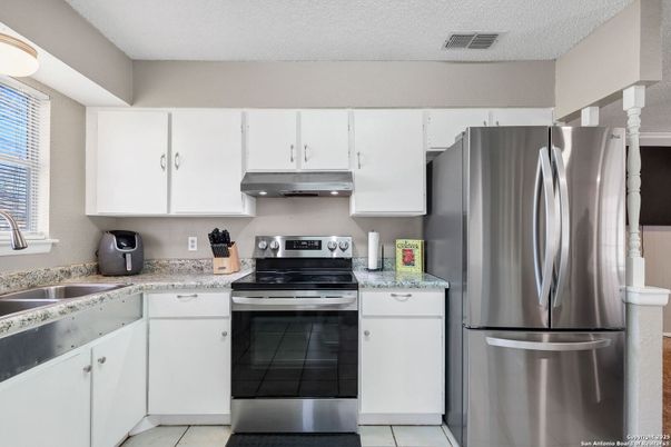 Interior, Kitchen, Stainless Steel Appliances