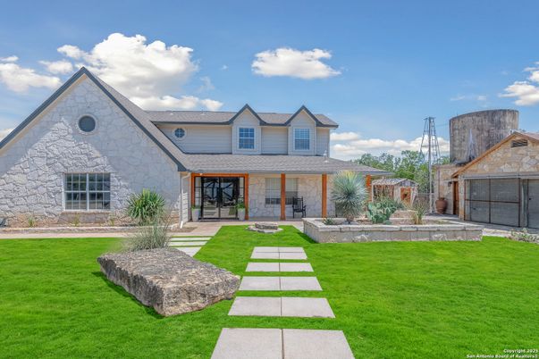 Backyard, Exterior, Facade, Farmhouse