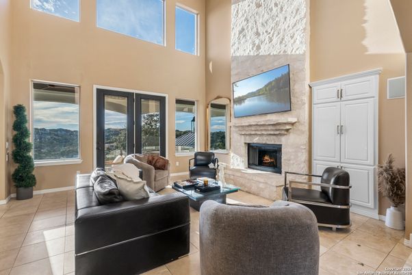 Fireplace, Interior, Living room