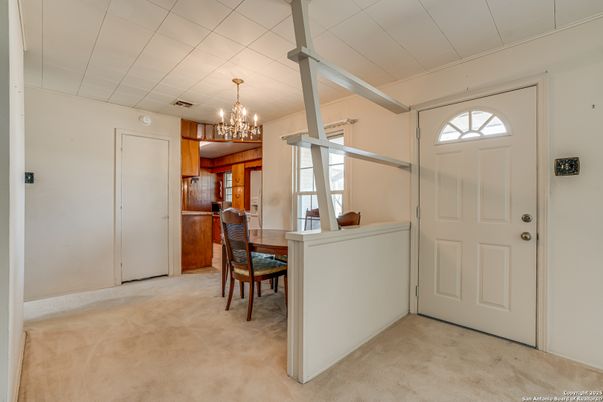 Chandelier, Dining room, Interior