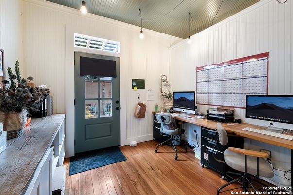 Home Office, Interior, Pendant Lights, Wood Texture Flooring