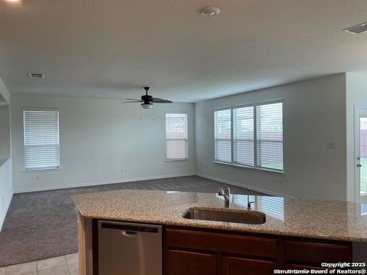 Empty room, Interior, Kitchen, Recessed Lighting
