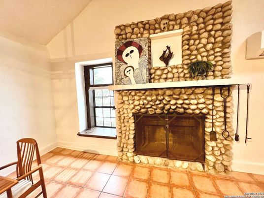 Fireplace, Interior