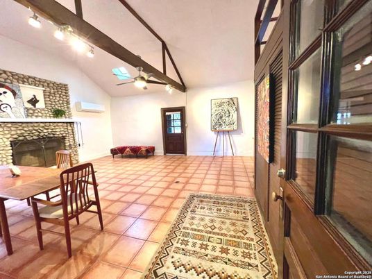 Dining room, Fireplace, Interior