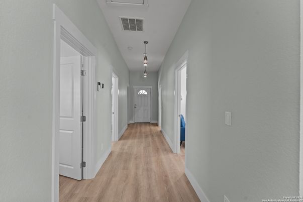 Interior, Pendant Lights, Wood Texture Flooring