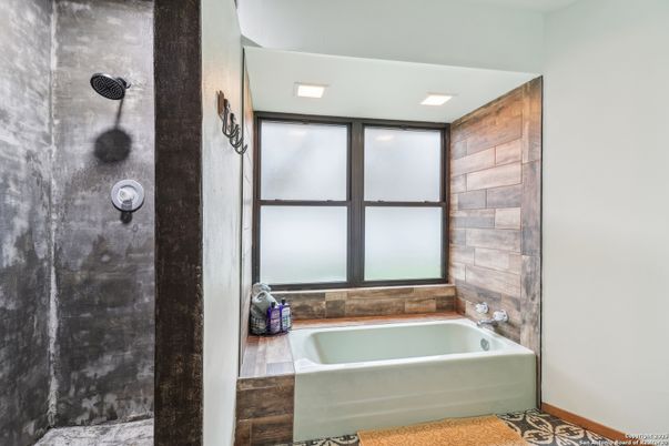 Bathroom, Interior, Recessed Lighting, Wooden Walls