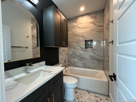 Bathroom, Interior, Marble Walls, Recessed Lighting
