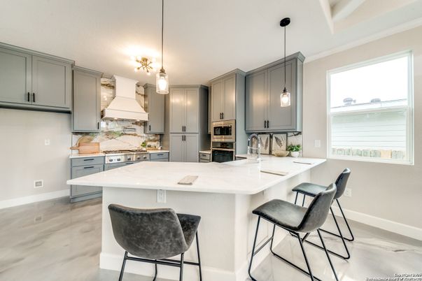 Interior, Kitchen, Pendant Lights, Wood Texture Flooring