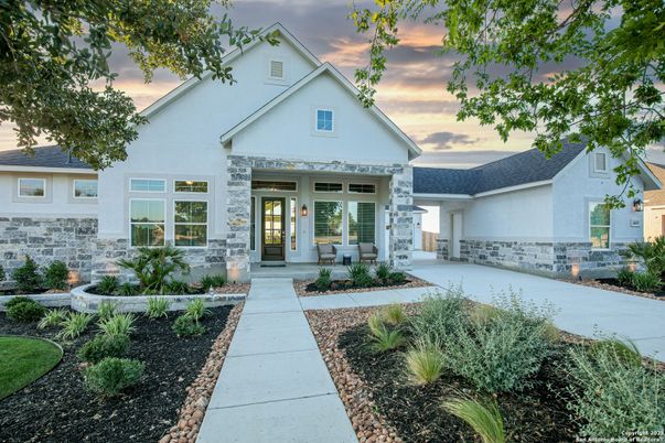 Exterior, Facade, Farmhouse