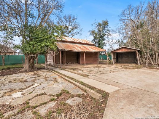 Backyard, Detached Garage, Exterior