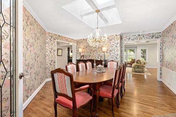 Chandelier, Dining room, Interior, Wood Texture Flooring