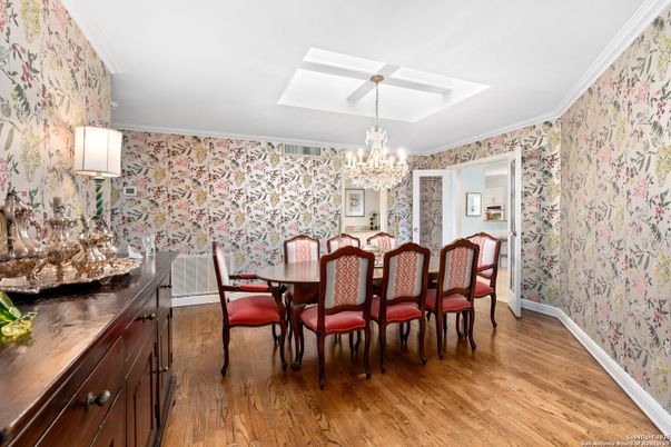 Chandelier, Dining room, Interior, Wood Texture Flooring