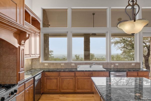 Interior, Kitchen, Pendant Lights, Wood Texture Flooring