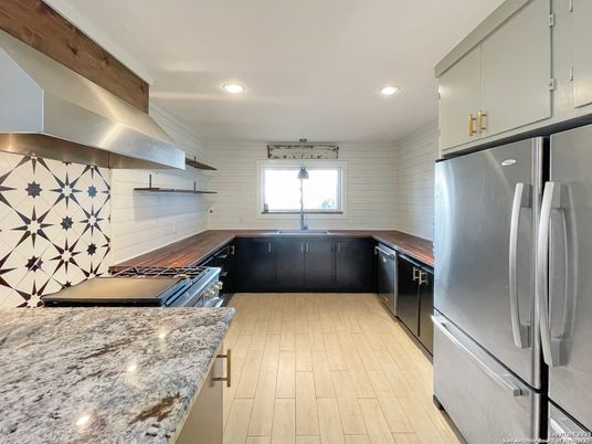 Interior, Kitchen, Recessed Lighting, Wood Texture Flooring