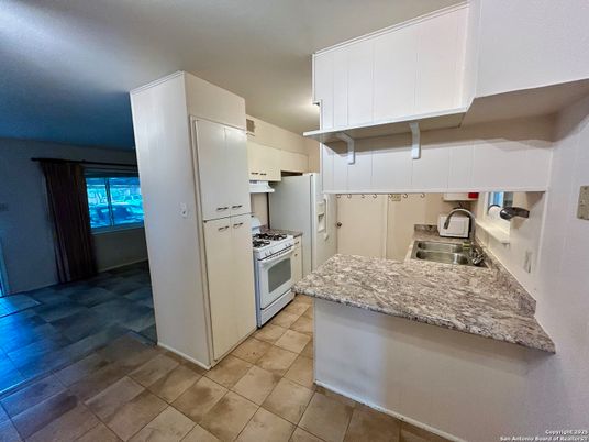 Interior, Kitchen