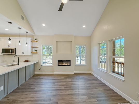 Fireplace, Interior, Kitchen, Pendant Lights, Recessed Lighting, Wood Texture Flooring
