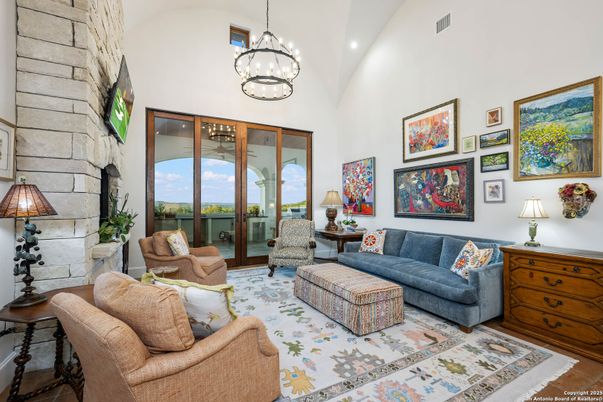 Interior, Living room, Pendant Lights, Recessed Lighting, Stone Walls