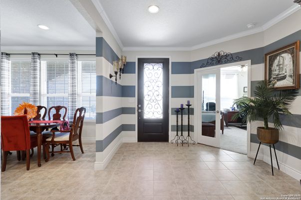 Dining room, Interior, Recessed Lighting