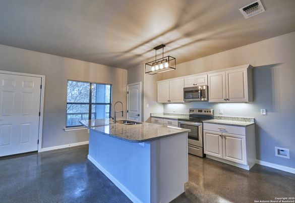 Interior, Kitchen, Pendant Lights, Stainless Steel Appliances