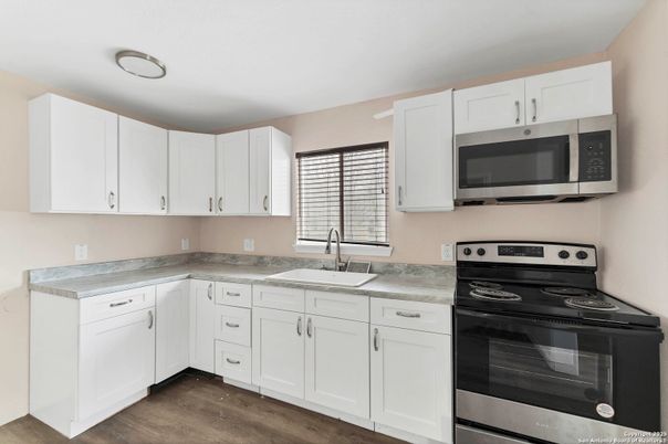 Interior, Kitchen, Stainless Steel Appliances, Wood Texture Flooring
