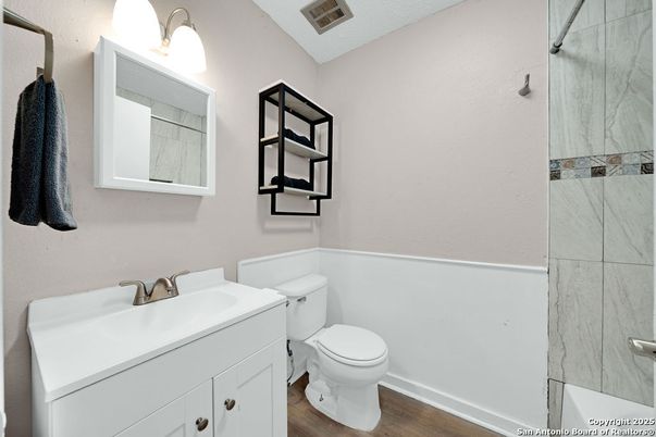 Bathroom, Interior, Wood Texture Flooring