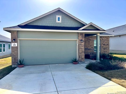 Attached, Exterior, Facade, Brick Facade, American Craftsman
