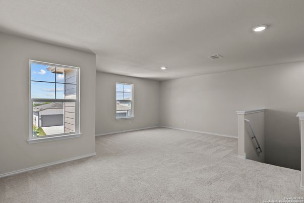 Empty room, Interior, Recessed Lighting