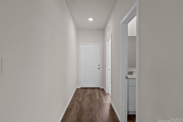 Interior, Recessed Lighting, Wood Texture Flooring
