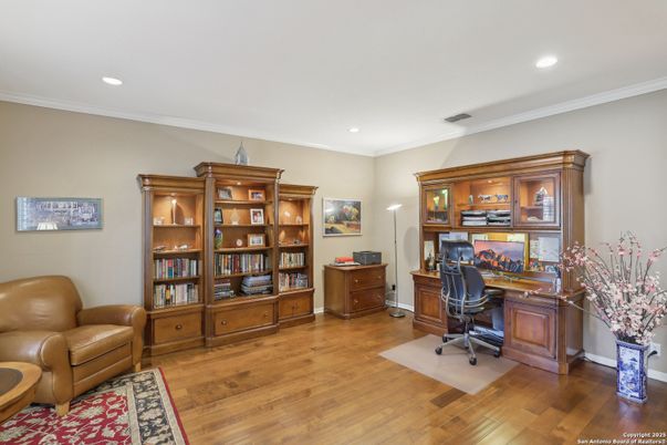 Home Office, Interior, Recessed Lighting, Wood Texture Flooring
