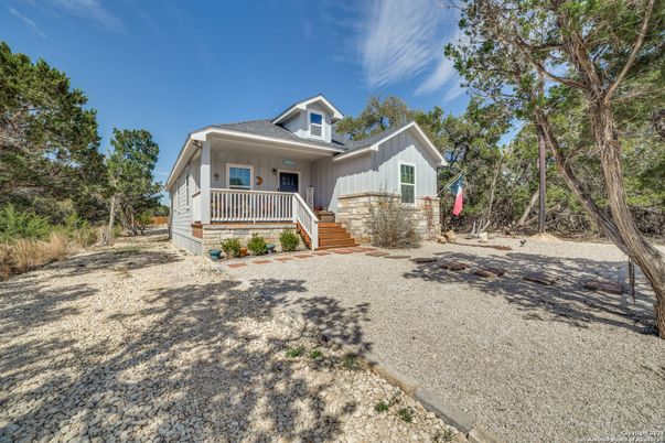 Backyard, Exterior, Facade, Farmhouse