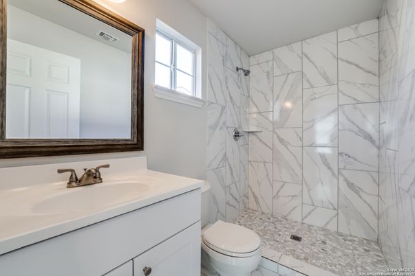 Bathroom, Interior, Marble, Marble Walls
