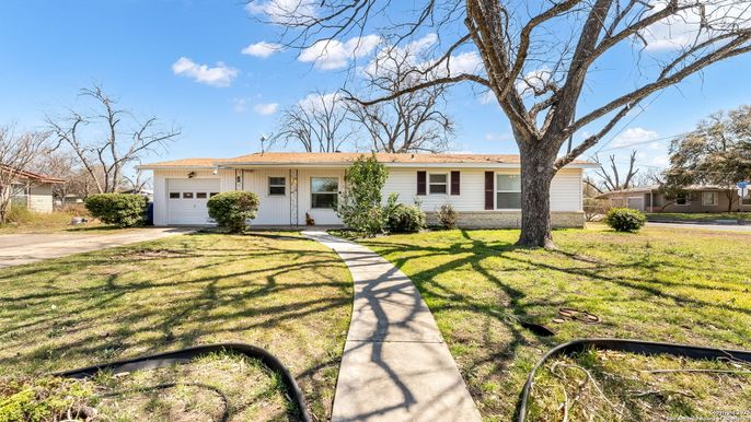 Attached, Backyard, Exterior, Facade, Ranch