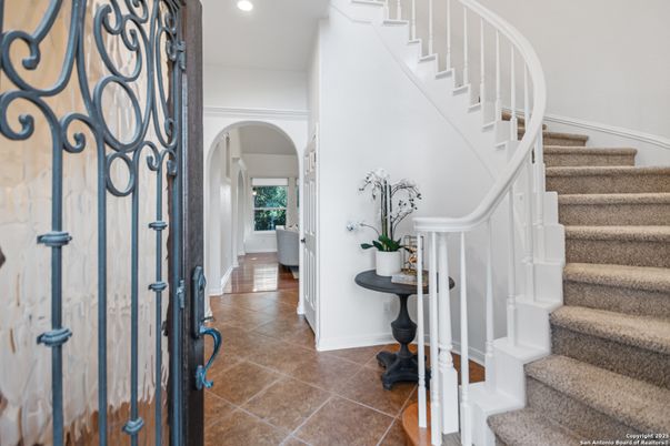 Interior, Recessed Lighting