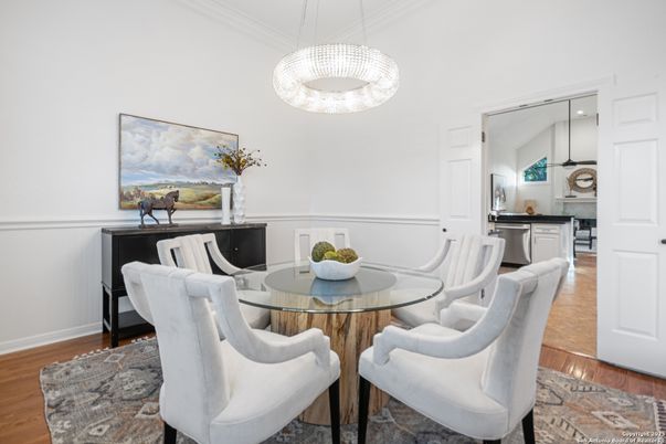 Dining room, Interior, Kitchen, Pendant Lights, Wood Texture Flooring