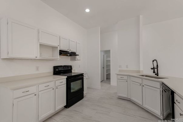 Interior, Kitchen, Marble, Recessed Lighting