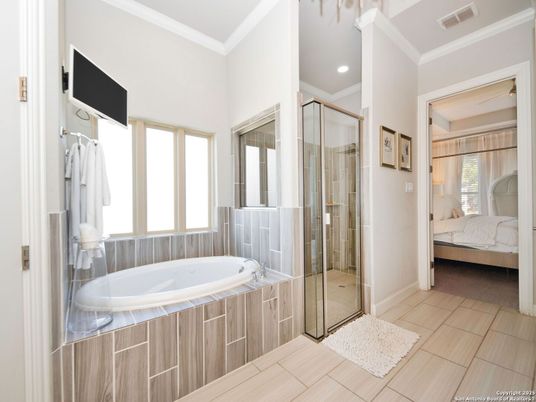 Bathroom, Bedroom, Glass Shower, Interior, Recessed Lighting