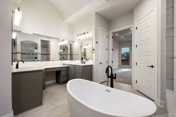 Bathroom, Dual Sink Vanities, Free Standing Baths, Interior