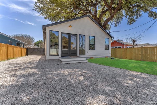 Backyard, Exterior