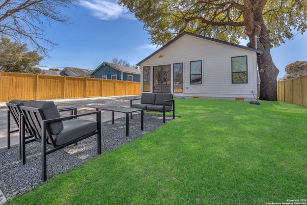 Backyard, Exterior
