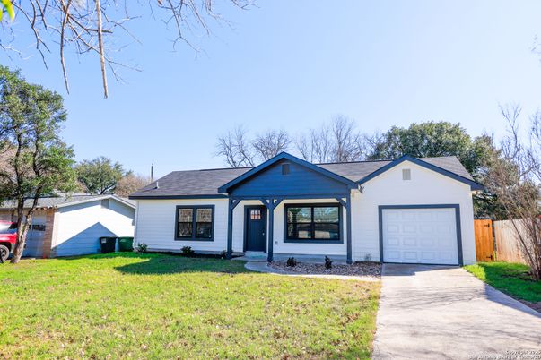 Attached, Detached Garage, Exterior, Facade, Ranch