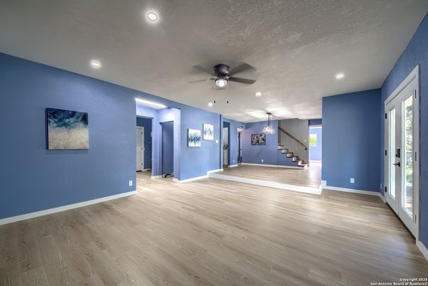 Empty room, Interior, Pendant Lights, Recessed Lighting, Wood Texture Flooring
