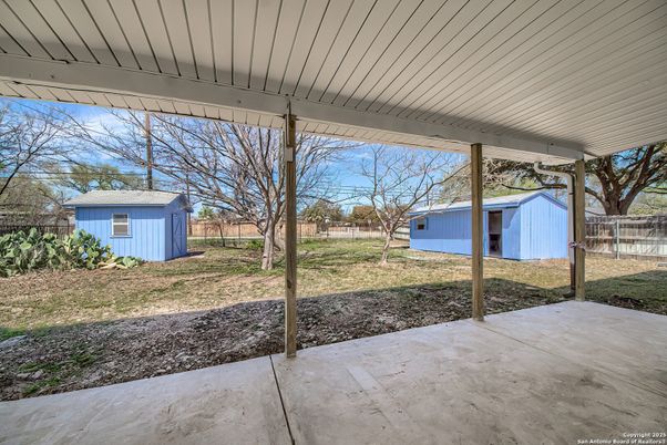 Backyard, Exterior