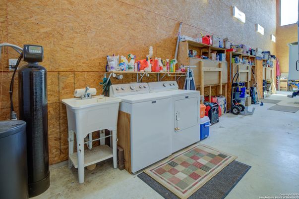 Interior, Washer