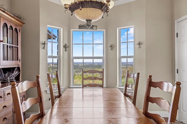 Chandelier, Dining room, Interior
