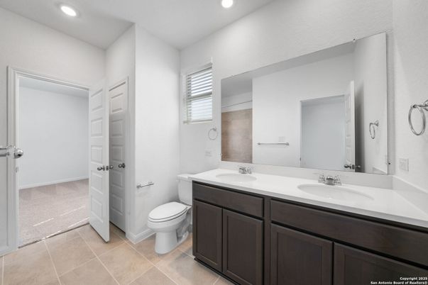 Bathroom, Dual Sink Vanities, Interior, Recessed Lighting